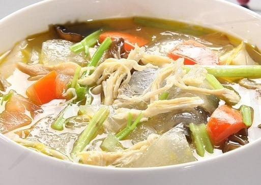 美味鲁菜,烩两鸡丝,工艺简单营养价值高