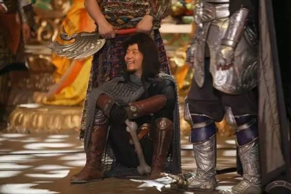 《宝莲灯》里面的哮天犬,全剧只有一套衣服,却引领了