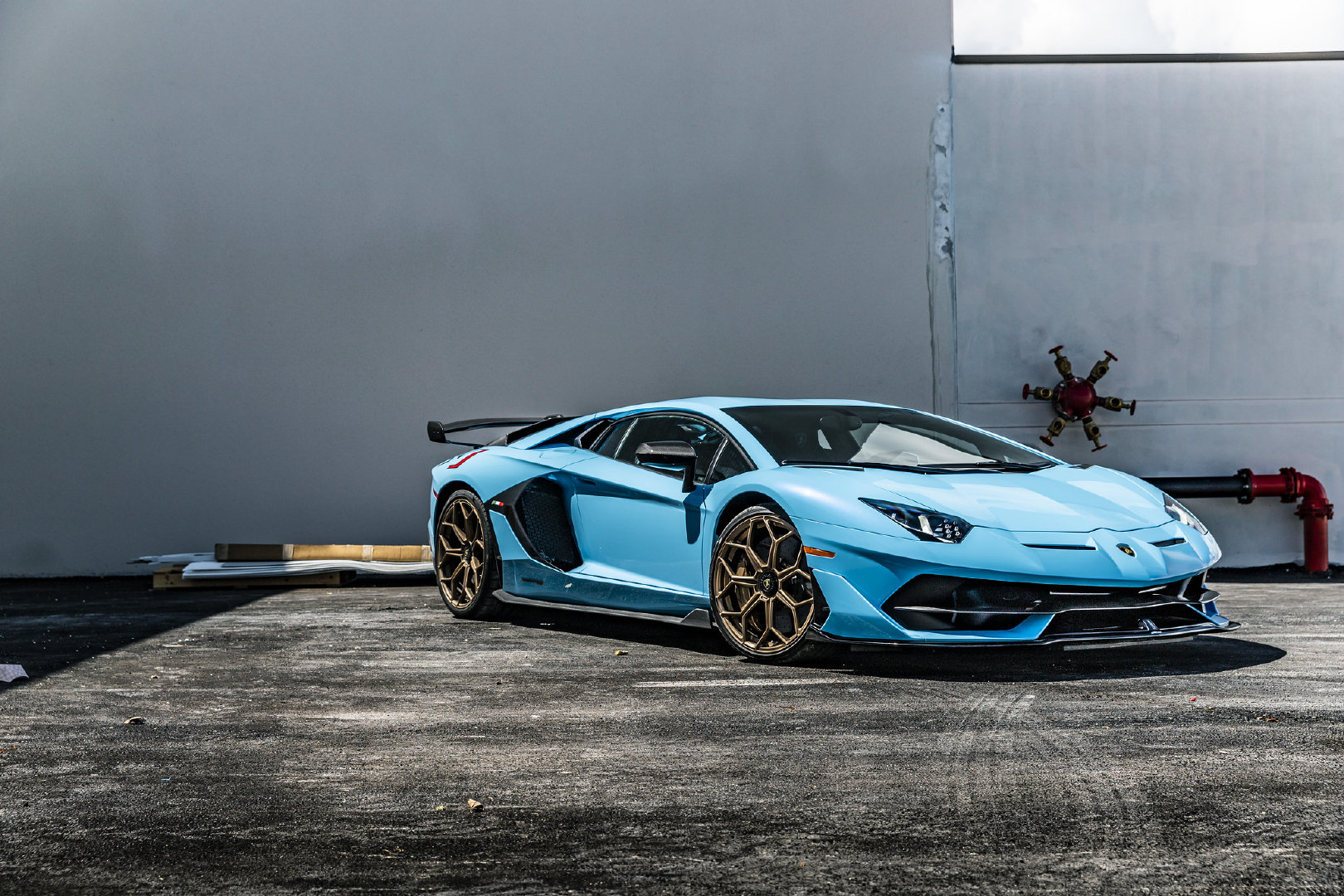 蒂芙尼蓝埃文塔多svj,美感爆棚!