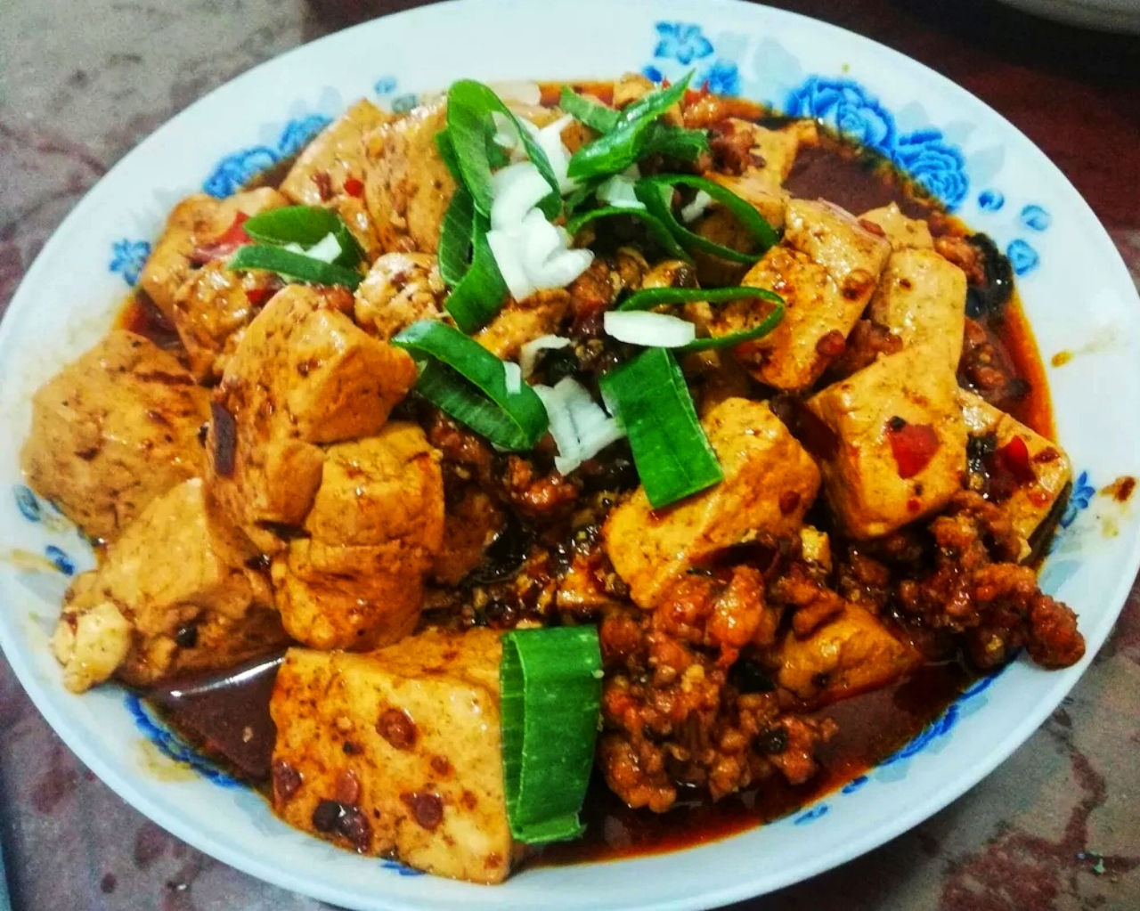 做麻婆豆腐,先放肉末还是豆瓣酱?很多人不懂,掌握了酥香椒味浓