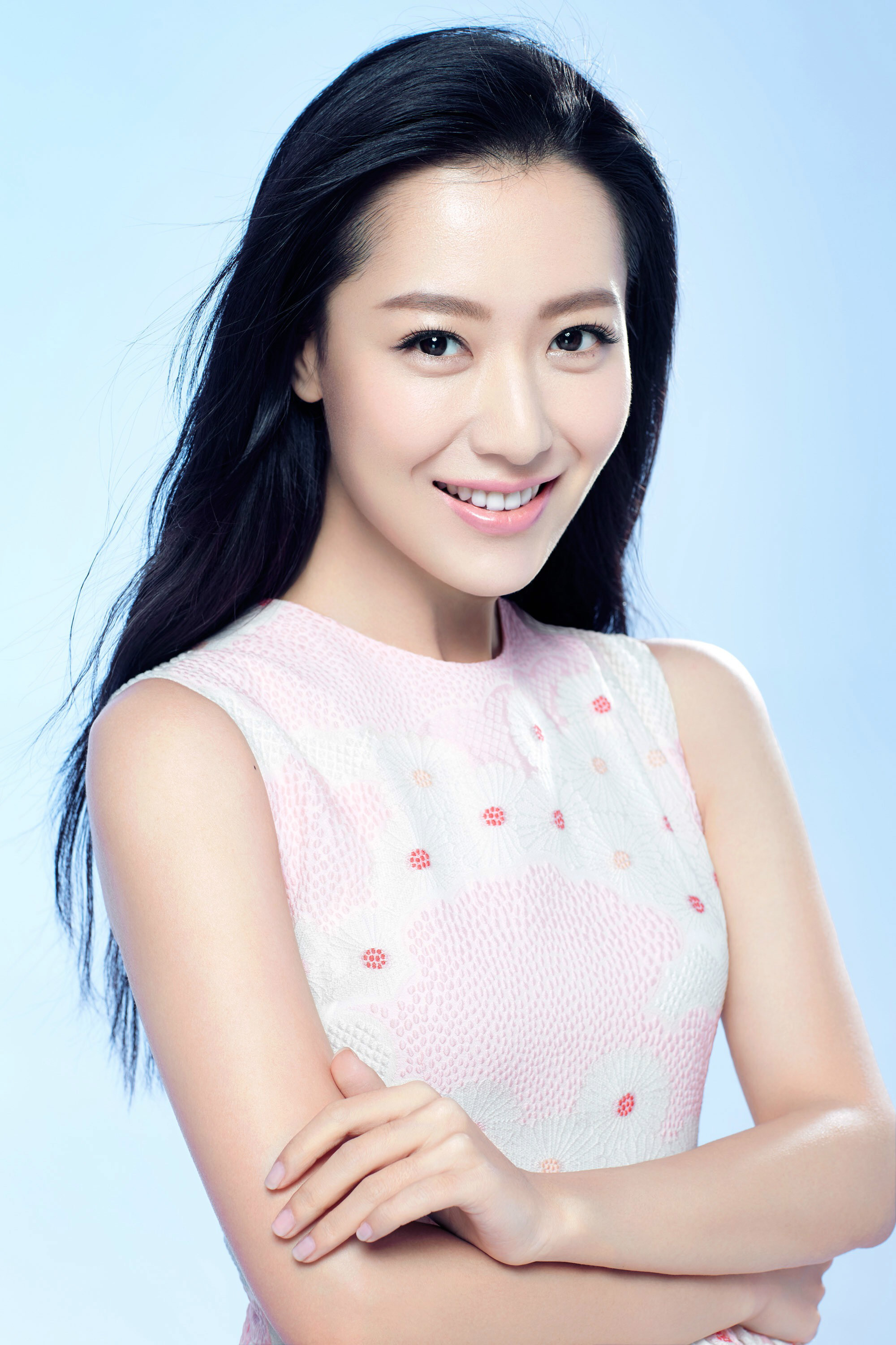 胡歌一个古灵精怪的演员跟他合作的女星都火了她却是个例外