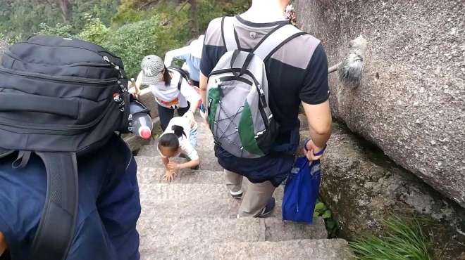 [图]最美黄山，端午游客不及平时多！遇到这种情况，打工妹劝网友别去