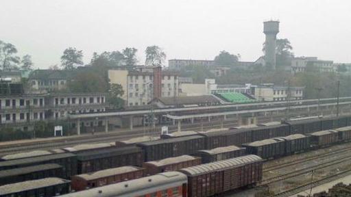 湖南省溆浦县的主要火车站之一——低庄站