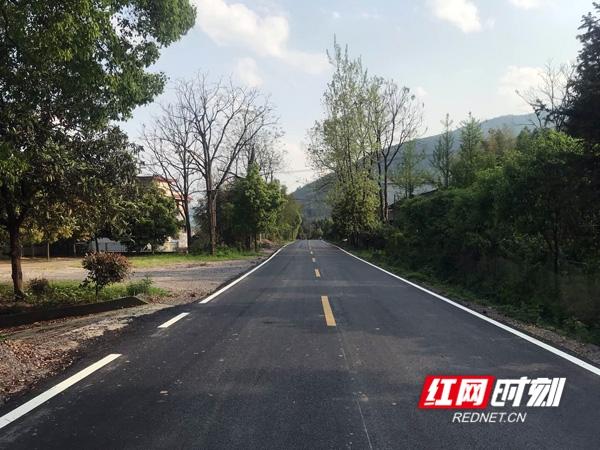 双牌:义村至胡家村道路通过竣工验收