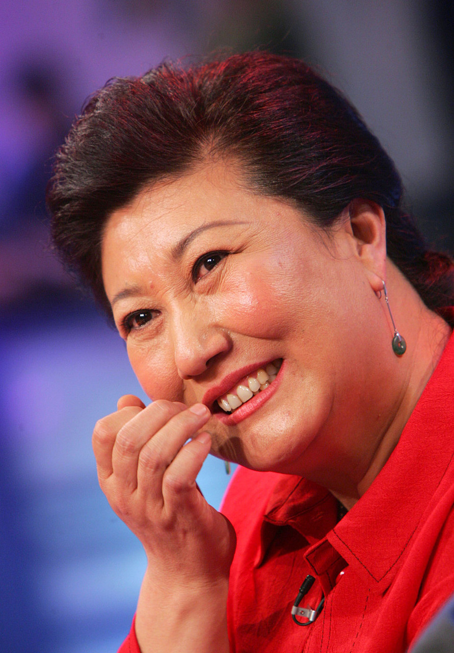 近日,高秀敏的徒弟路小波在直播中爆料了当年《刘老根》剧组背后的