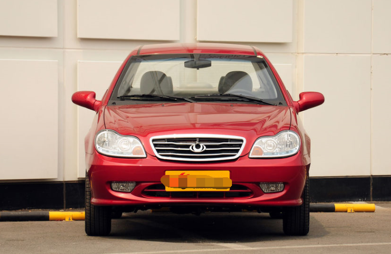 吉利自由舰的整体外观造型独特,极具现代感,很潮流,非常喜欢