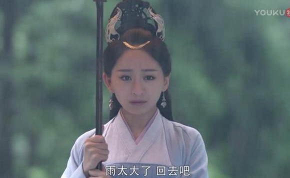 《烈火如歌》哪位女子可怜?如歌被抛弃,薰衣难抉择,她装可怜!