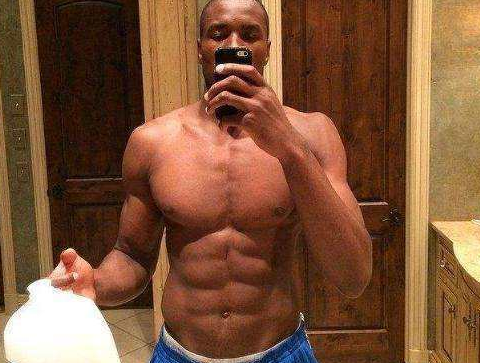 nba球星腹肌哪家强?雷阿伦有鲨鱼肌 戈登如"搓衣板"