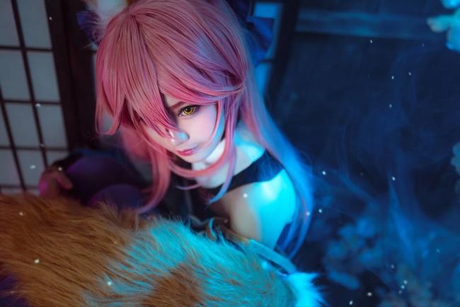 fate:萌系小姐姐cos玉藻前,大尾巴超级可爱,令人惊艳的小狐狸