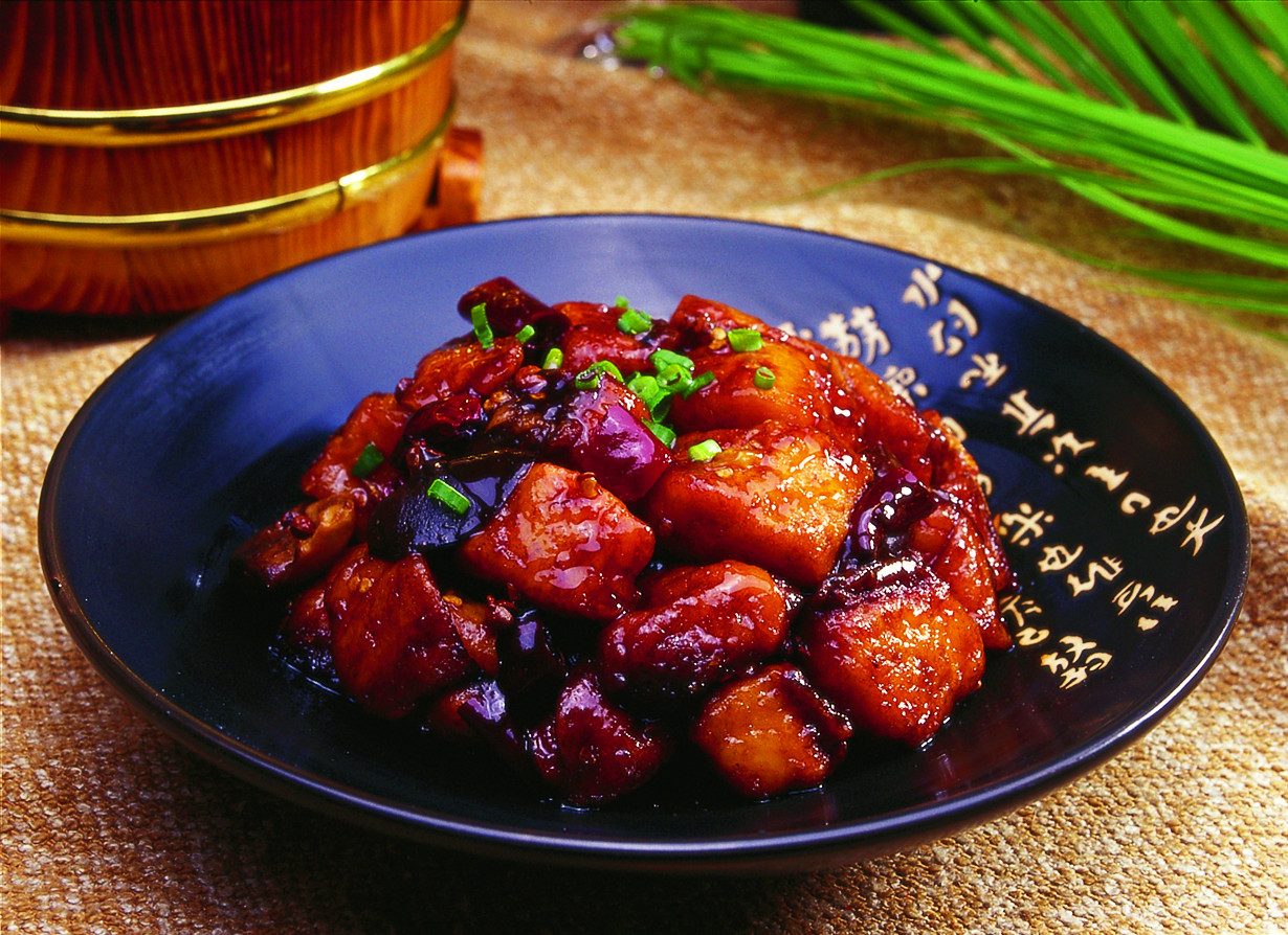 蓝公小炒皇:小炒皇是传统名菜,属闽菜系,是福建小吃中的代表,其味道鲜