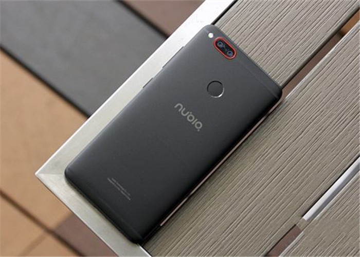 无边框手机,骁龙835 曲面玻璃,1499元的性价比旗舰机!