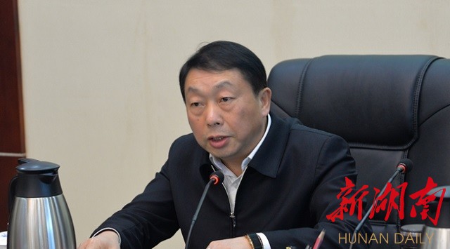 朱前明主持召开"不忘初心,牢记使命"主题教育专题民主生活会