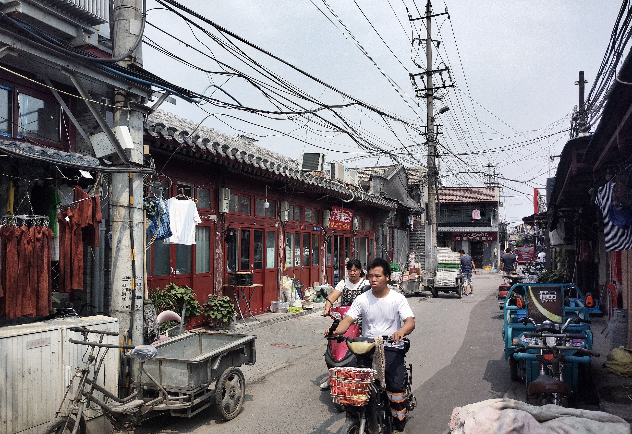 解析北京石头胡同的火灾:位于南城八大胡同,人口稠密的平房区