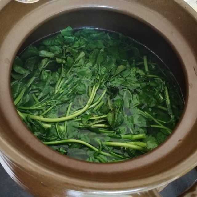 西洋菜豬骨湯,清甜可口,補水潤燥,非常好喝