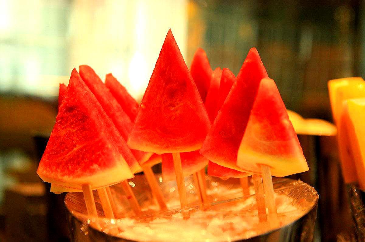 去日本旅游时,才知道日本人吃自助餐最爱吃这个,但咱们不会