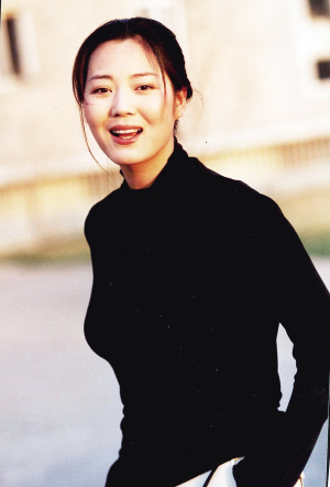 生病爆肥女星:她得丈夫27年不离弃,她成农村戏一姐,她越来越红