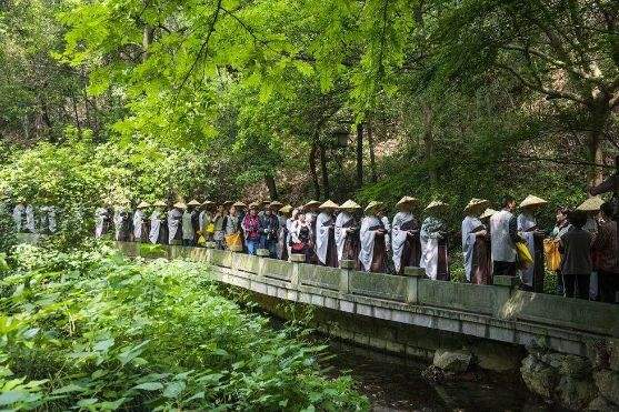 华之旅:春日西湖香市盛