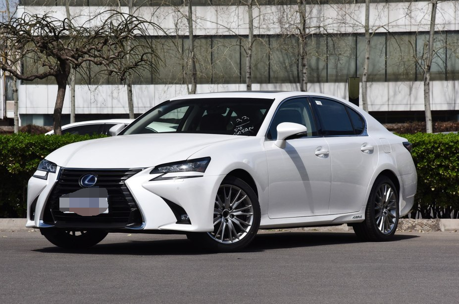造型美丽的雷克萨斯gs300 f sport