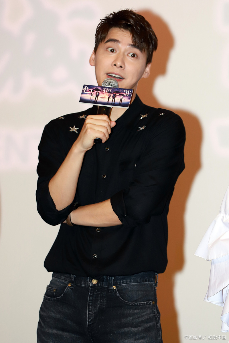 猎聘曾经在宣布李易峰为其代言人时,这样描述他.