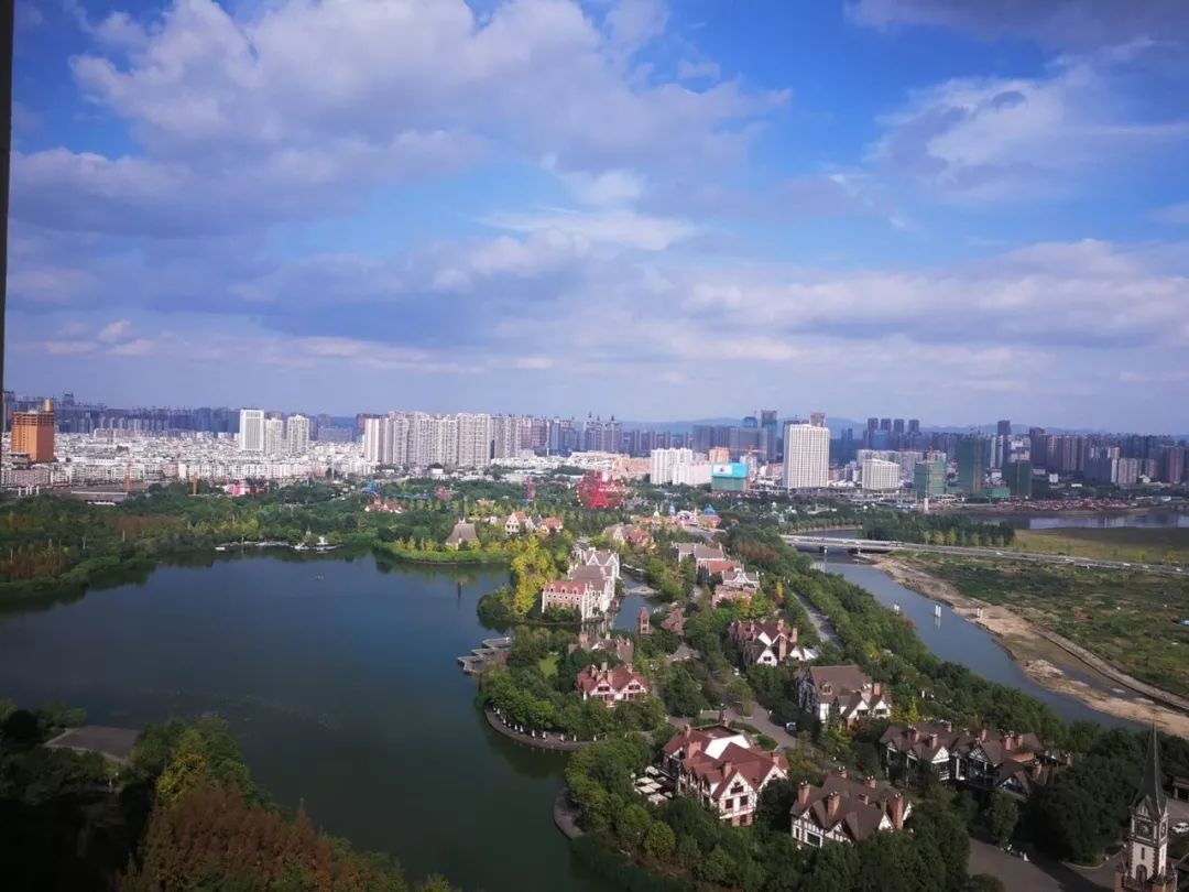 叫价65轮单价10207元,南湖国际社区多套法拍房溢价成交!