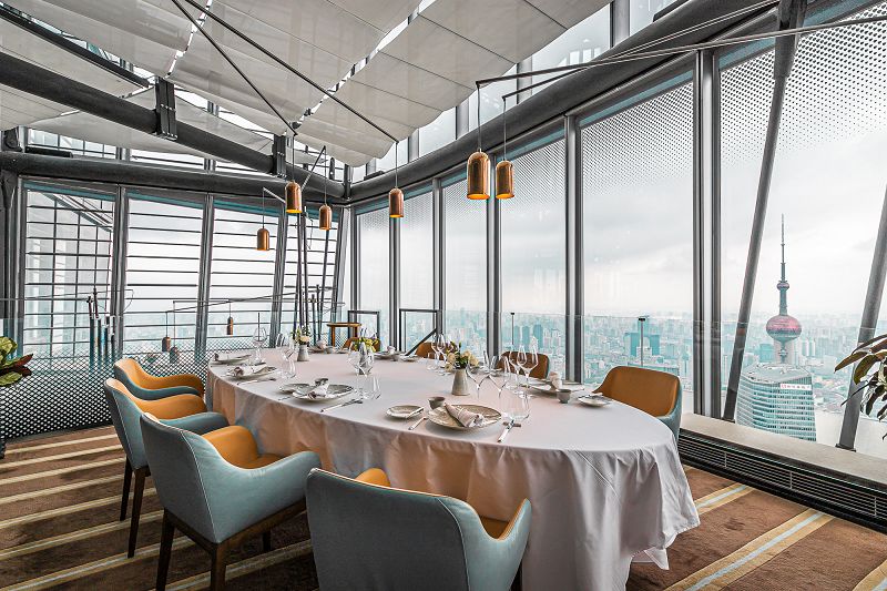 周家豪:进击世界主流社会的顶级餐桌