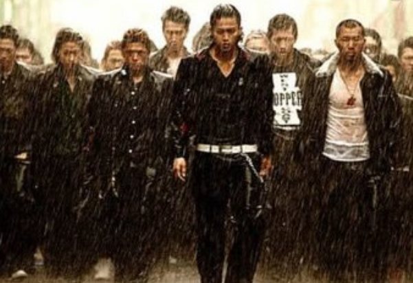 台湾一黑帮小弟,被外派训练后:妻子遭老大霸占,归来时血洗黑帮