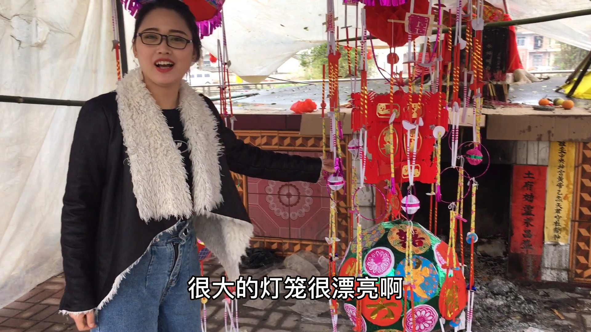 生一个男孩挂一个灯笼,全村杀鸡杀鸭来贺,这是我们壮家的习俗!