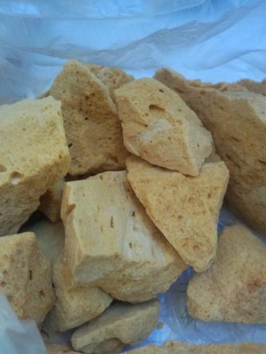 童年时期的"老糖",破洋瓷盆可以换!20年前农村孩子零食