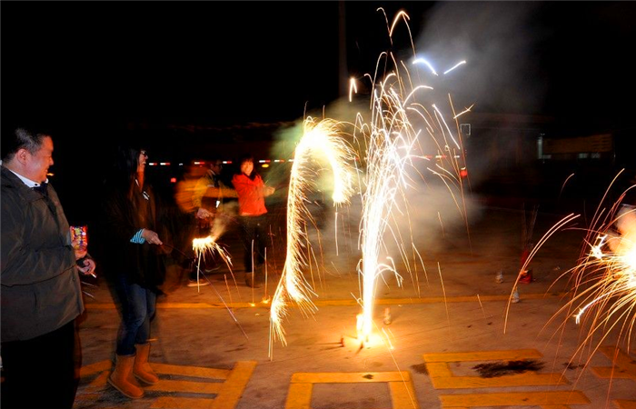 2019年的春节,农村已经卷起"攀比风",所谓团聚只为"炫富"?