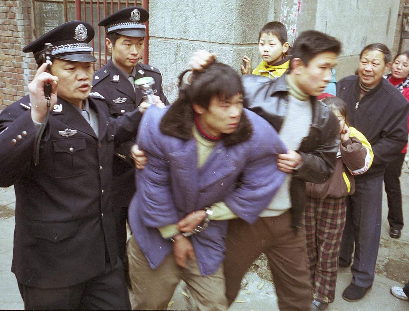 有粉丝私信我,让我讲一下"白银市特大连环杀人案",之前不是不想讲