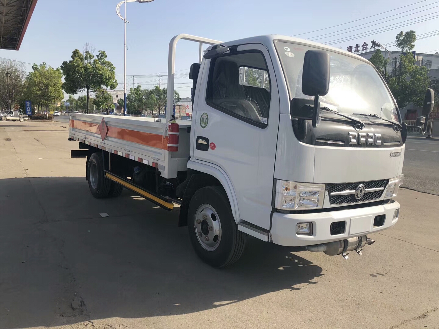 东风蓝牌气瓶运输车c照可开