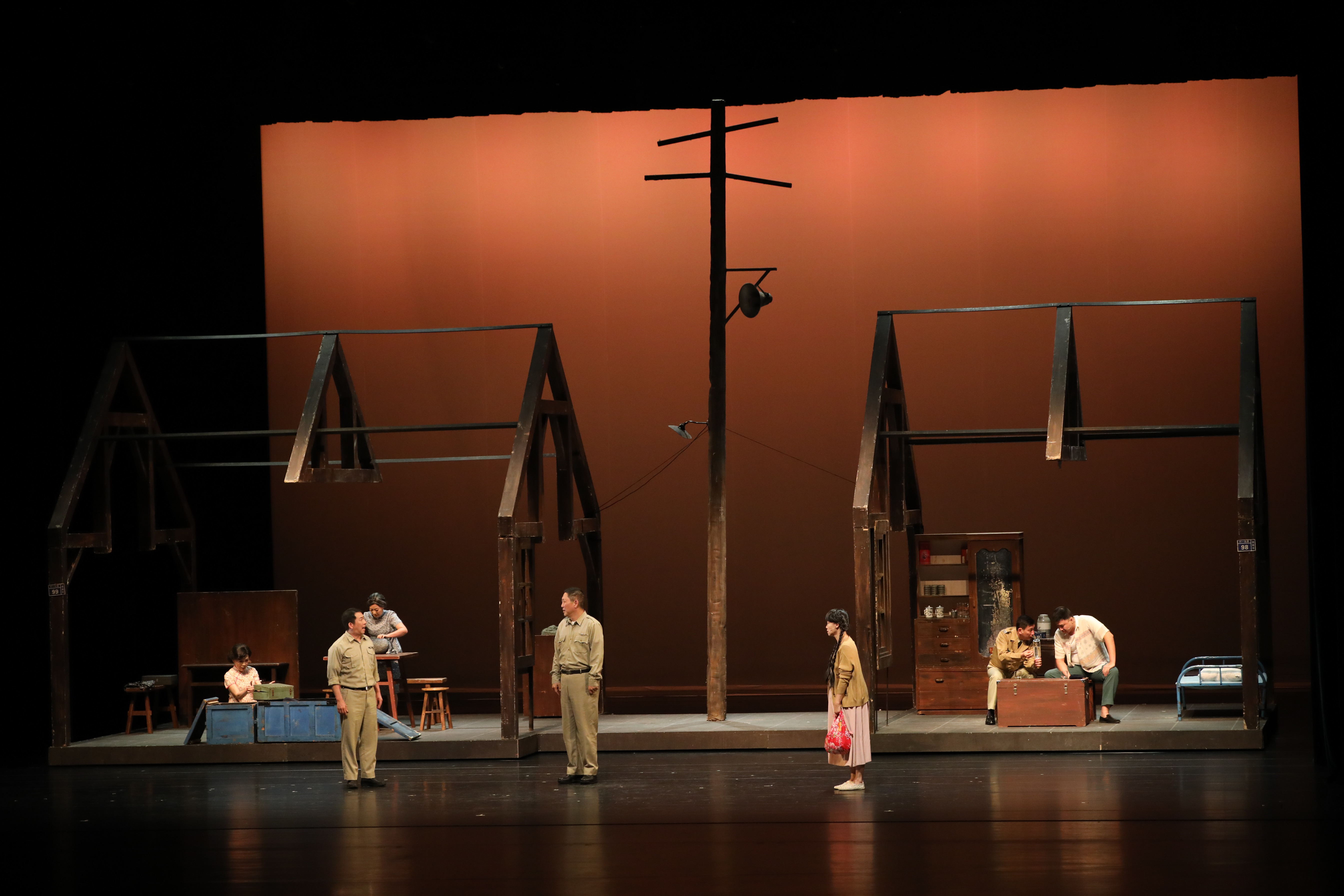 "对中华文化的热爱,在我们灵魂里"——《宝岛一村》福州演出访谈