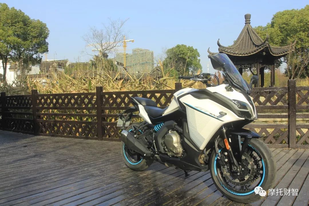 摩旅与激情—33800元春风400gt动态测评