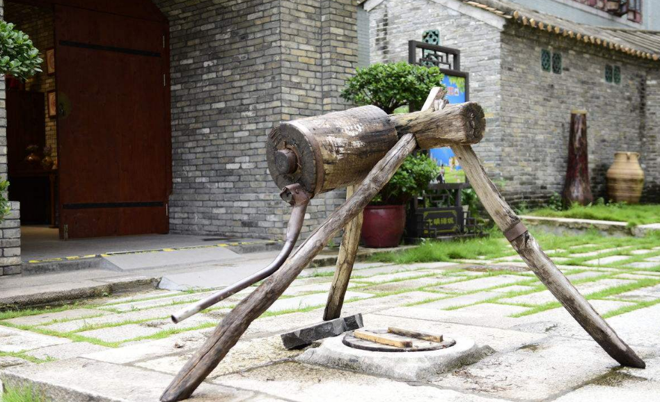 辘轳,曾作为乡村的一个标志性象征