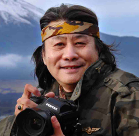 中国法院博物馆资深摄影师张大侠和他的"魅态书法"!