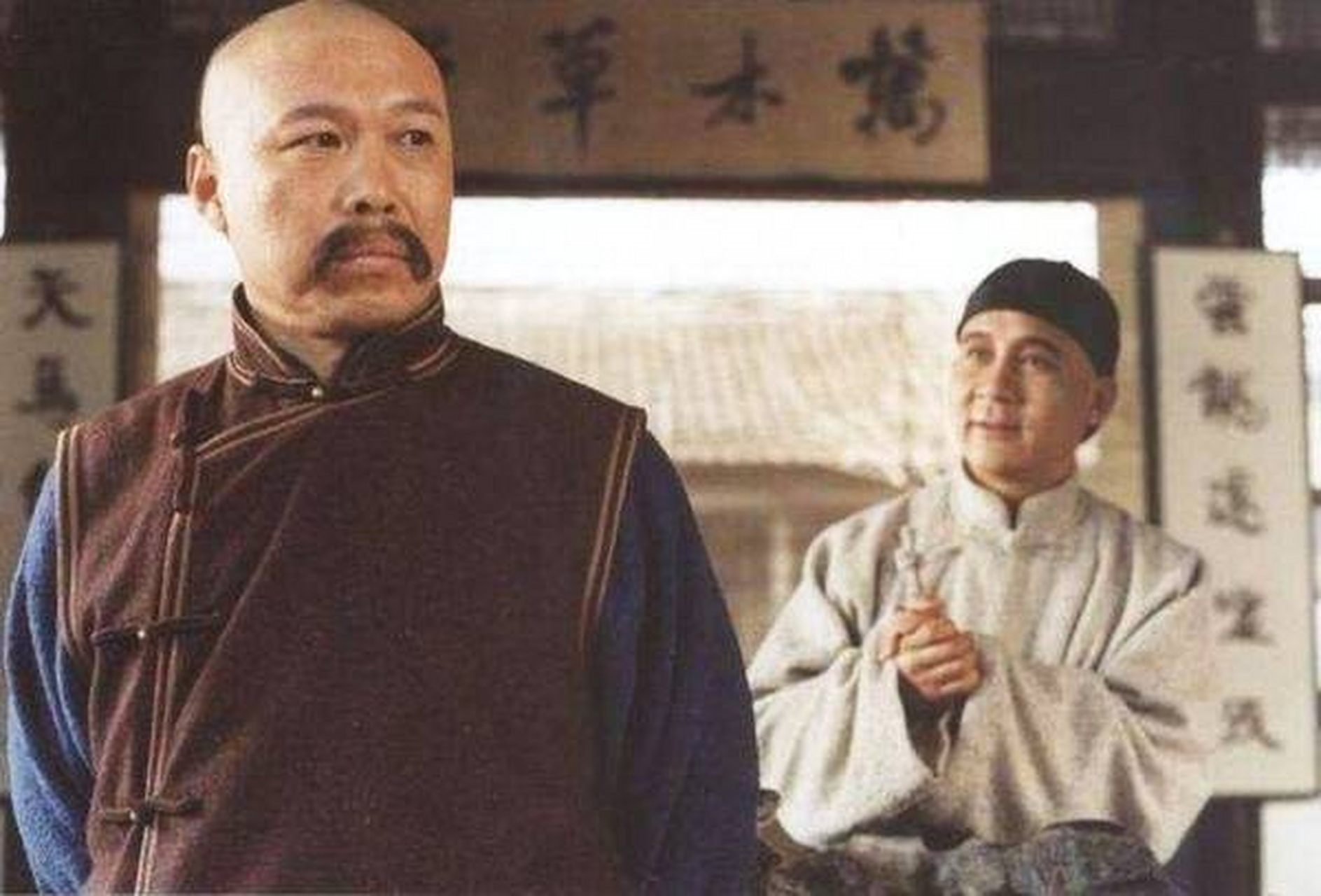 【谭嗣同惨死,康有为却混成千万富翁,妻妾成群还在瑞典买了一个岛】