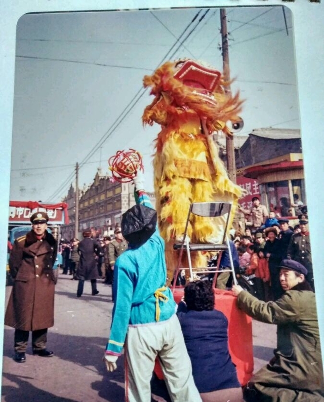 大同老照片,90年代也热闹和现在对比明显不一样