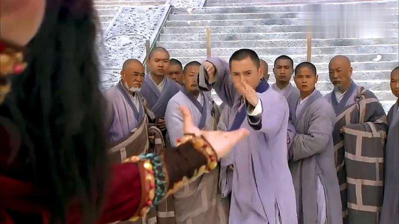 鸠摩智无相功被虚竹看破,虚竹百年内功跟他对战,怎料鸠摩智怂了,影视,武侠,好看视频