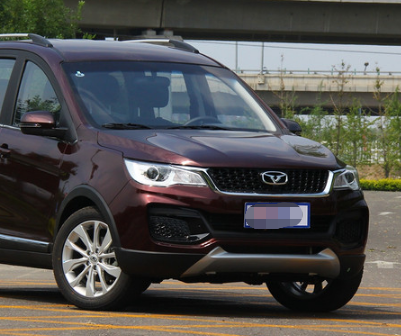 凯翼v3,近距离看看这款车,追求极致个性,质感值得认可,抢眼的外观让人