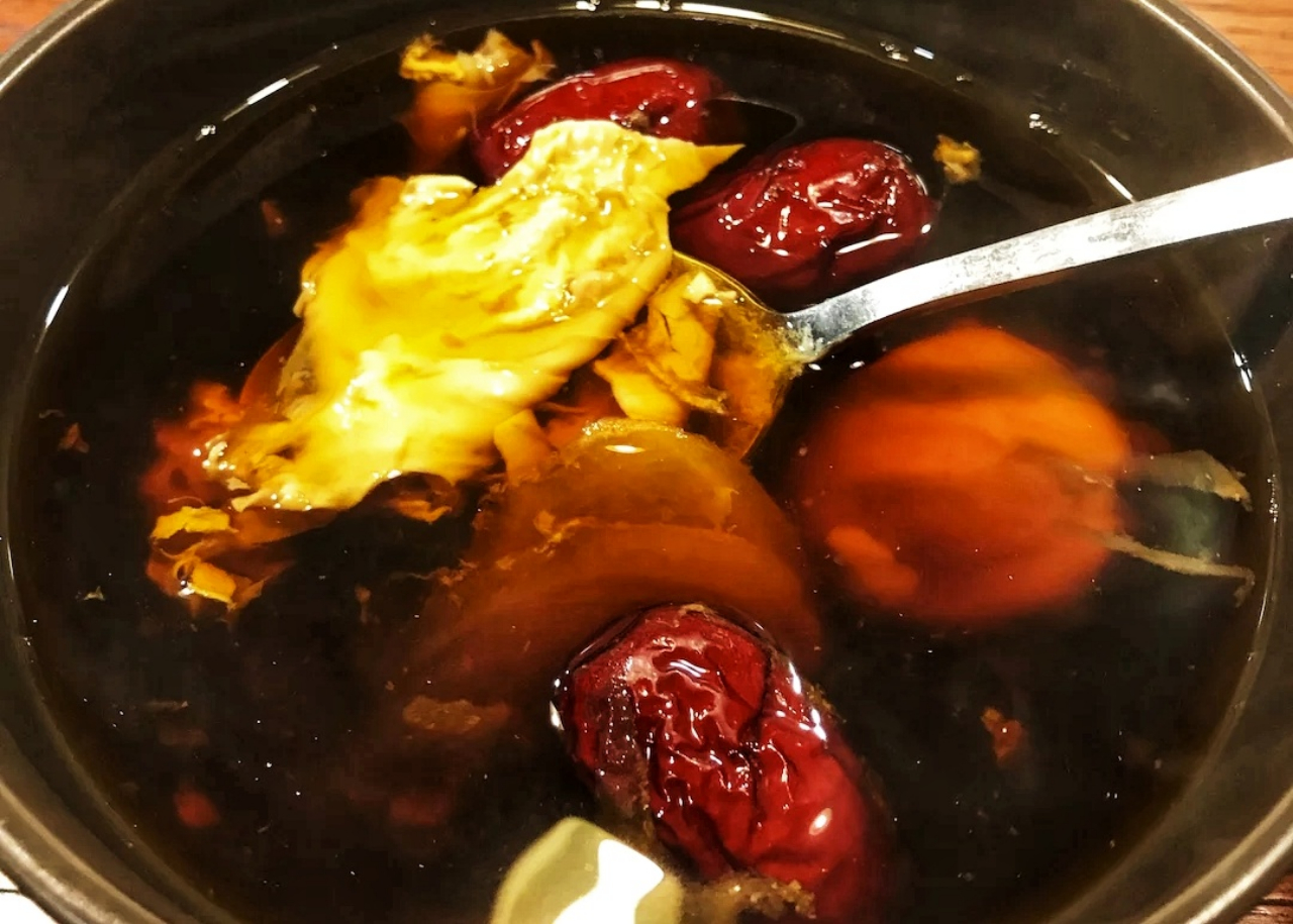 红糖鸡蛋水,女生要多喝,隔三差五来一碗,脸色红润还养颜