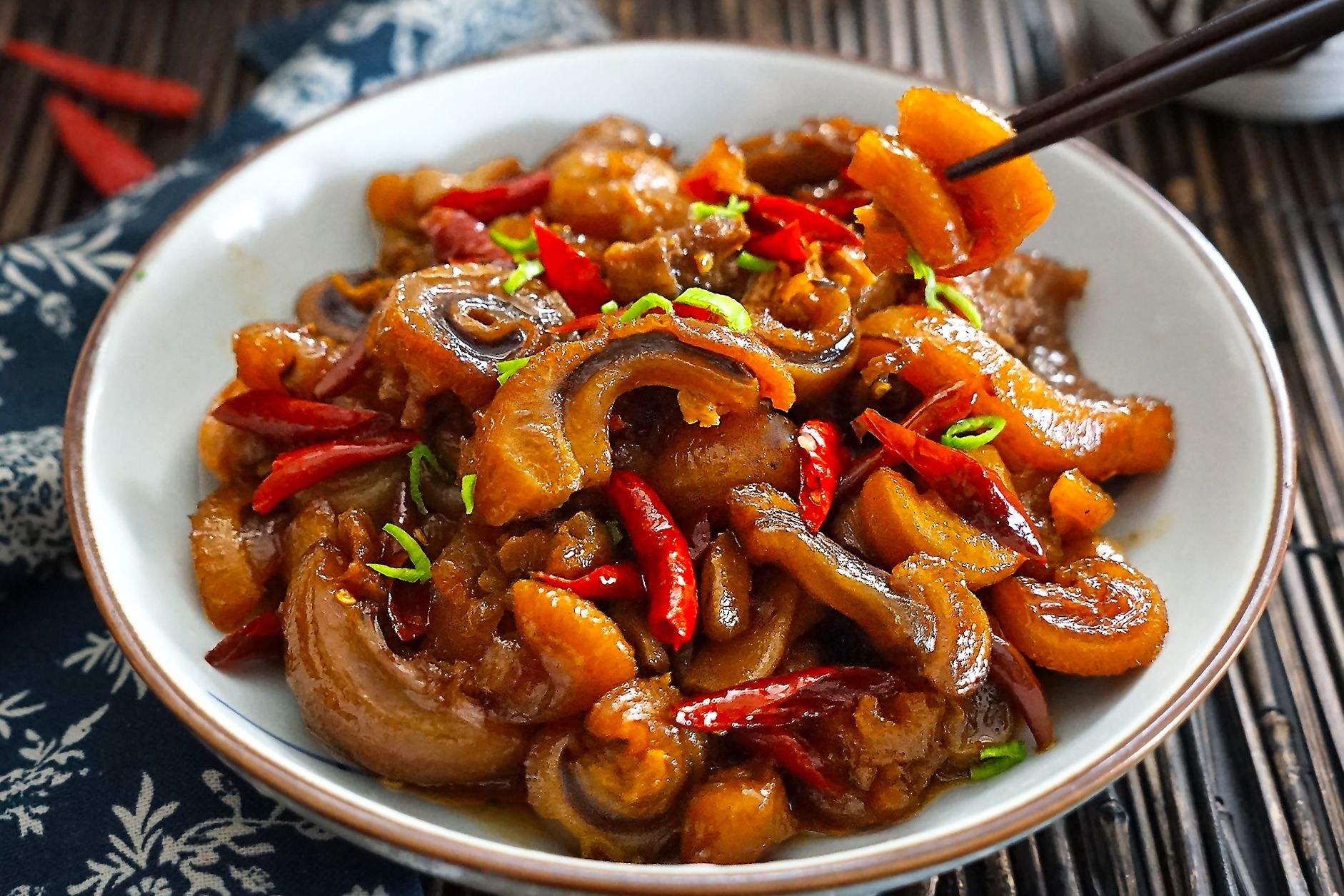 在外吃看见这道菜,可以不吃但别乱问,否则尴尬的是你