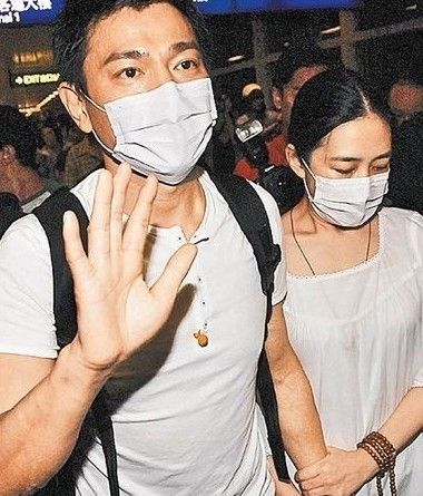 她是刘德华的前女友,痴情三十年却无果,如今53岁依旧保持单身!