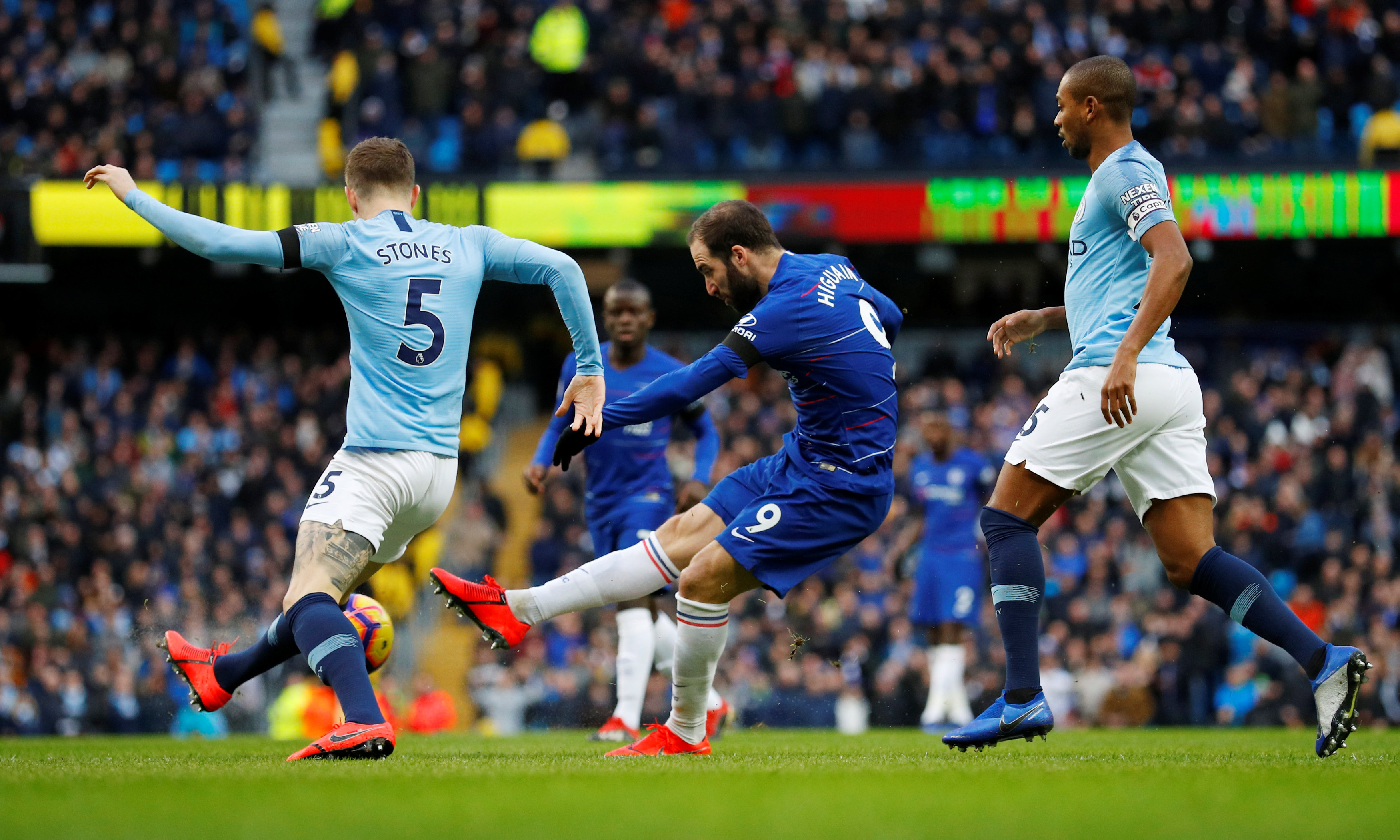 足球——英超联赛:曼城胜切尔西