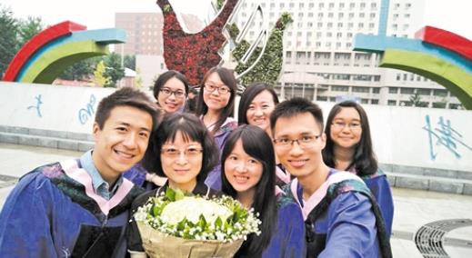 燃尽芳华凝馨香—追记对外经贸大学教授于瑾