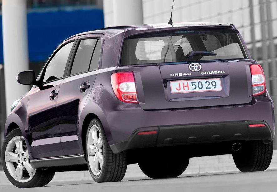 科技与动感完美融合,让人感觉酷酷的丰田urban cruiser