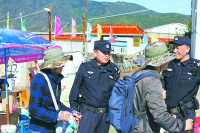 离退休还有两个月的警察老赵:站好最后一班国庆岗
