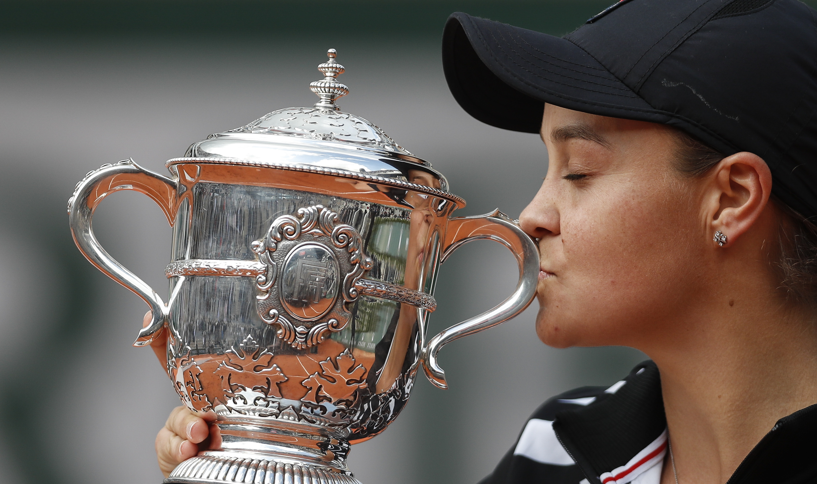 网球——巴蒂获得法网女单冠军(2)