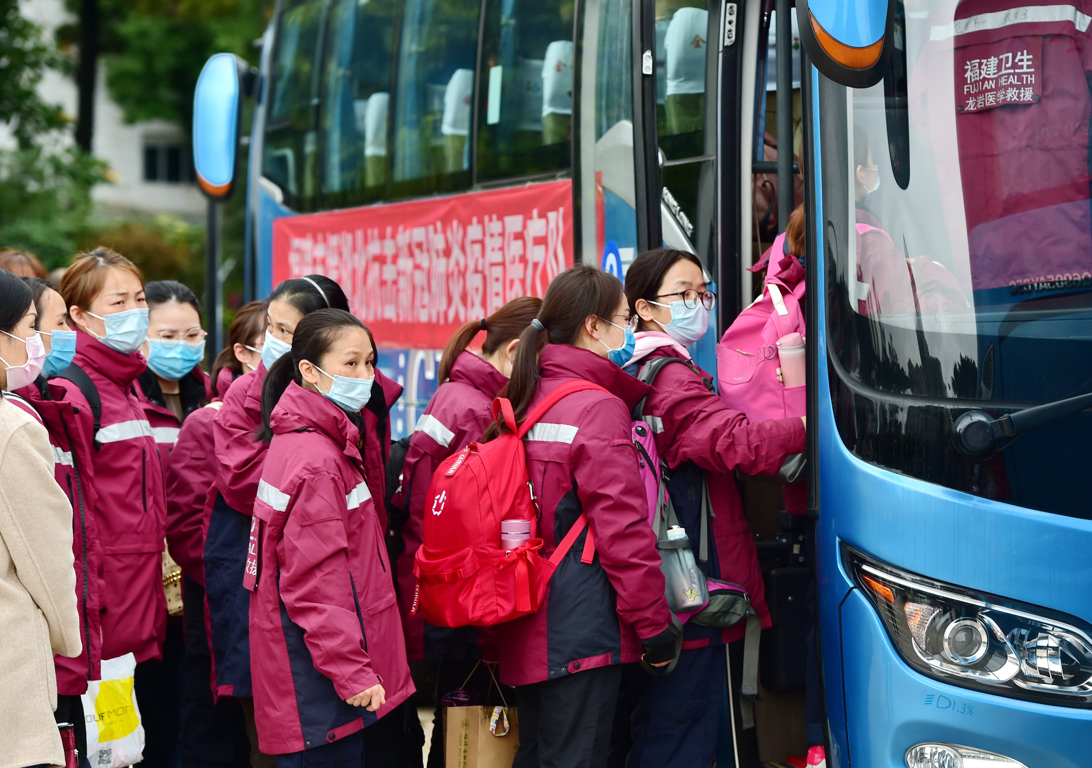 福建:新一批医护人员驰援湖北