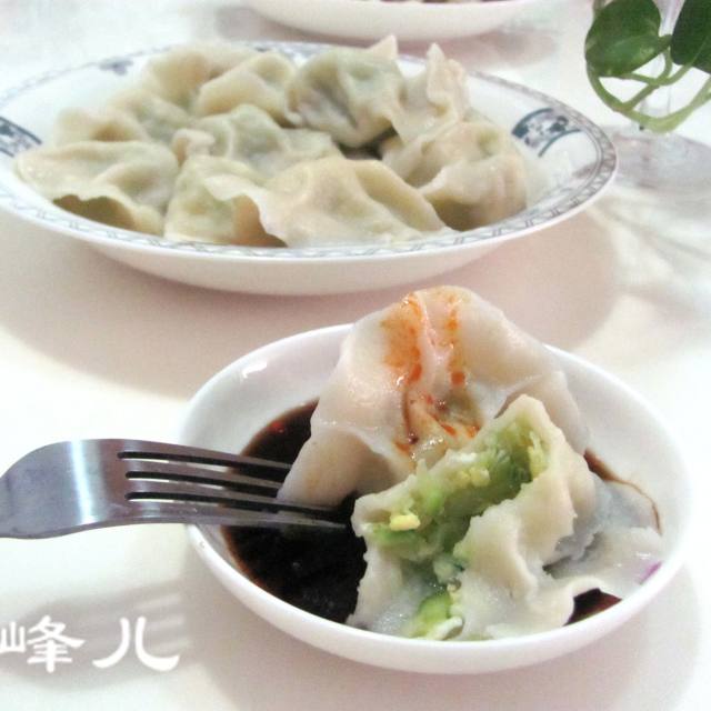 方瓜鸡蛋饺子,鲜香可口,素馅的味道超好吃,一顿吃了30个