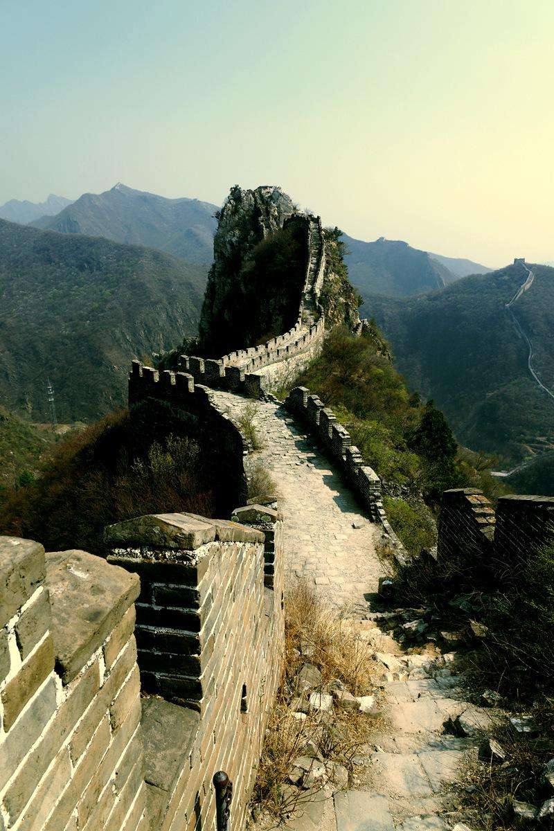 卢生一句"亡秦者胡也",秦始皇就修长城?真实原因看见始皇伟大